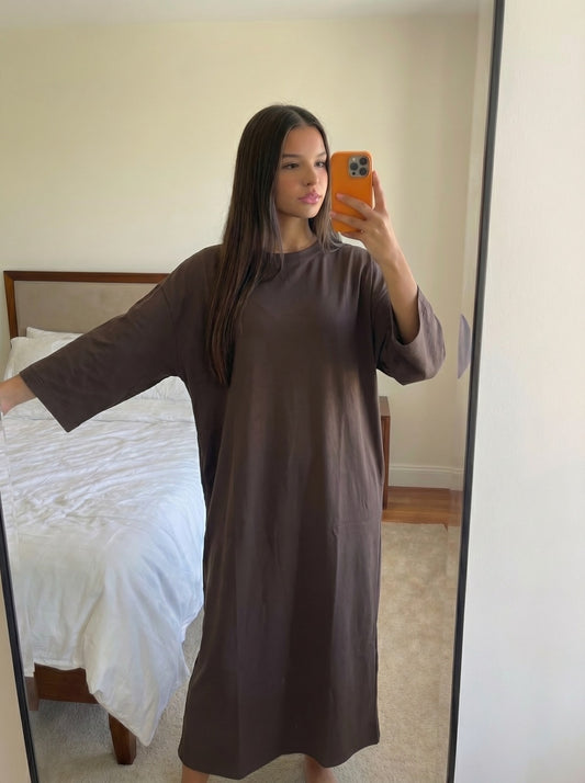 Robe longue oversize femme marron manches amples vue face