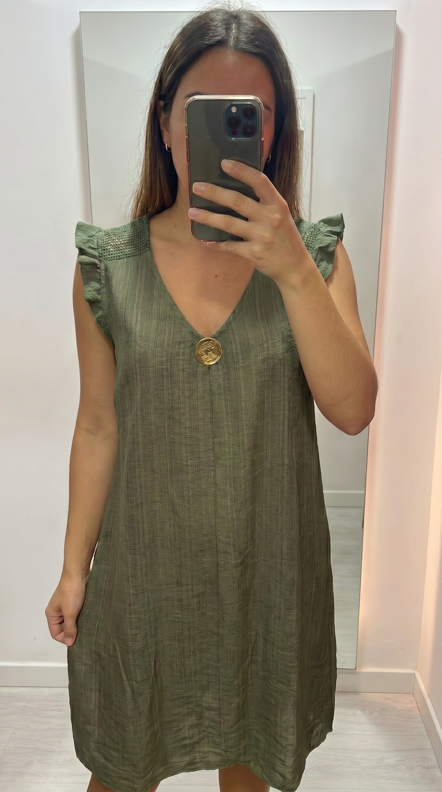 Robe Courte Bordeaux à Volants et Col V