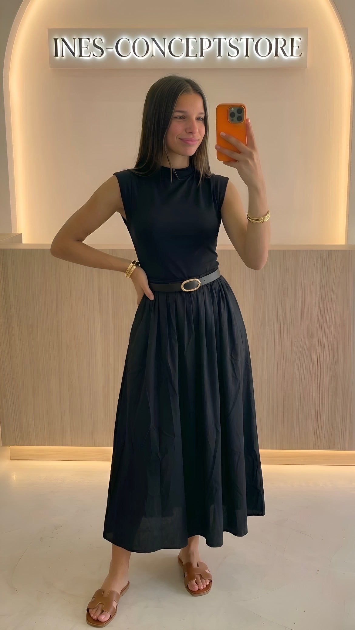Robe Longue Cintrée Fluide Femme – Haut Ajusté & Jupe Ample