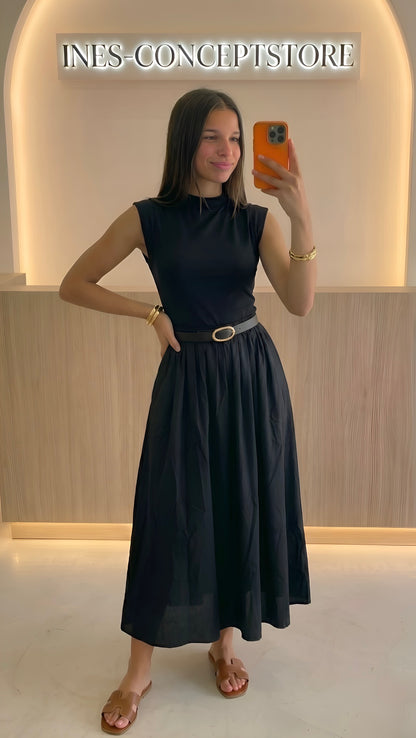 Robe Longue Cintrée Fluide Femme – Haut Ajusté & Jupe Ample
