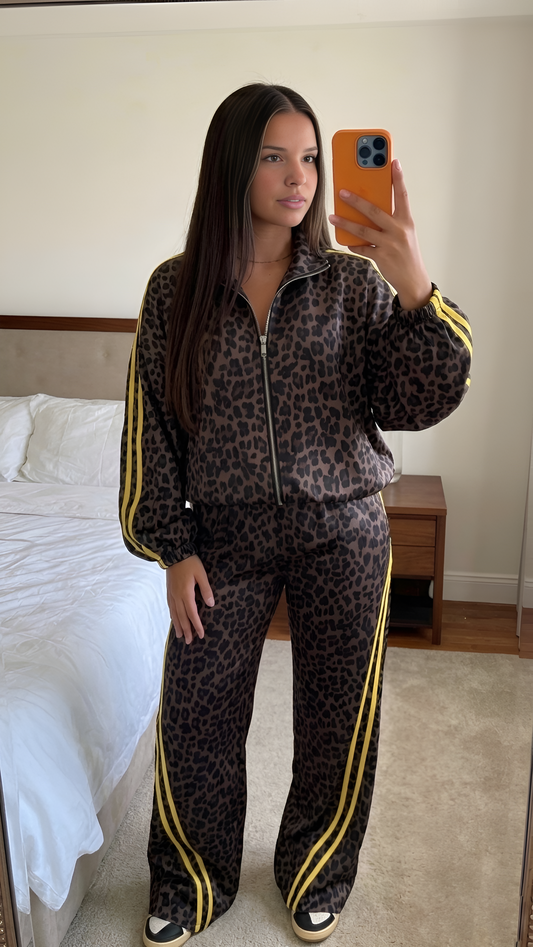 Ensemble léopard bandes fluo style sport chic femme tendance