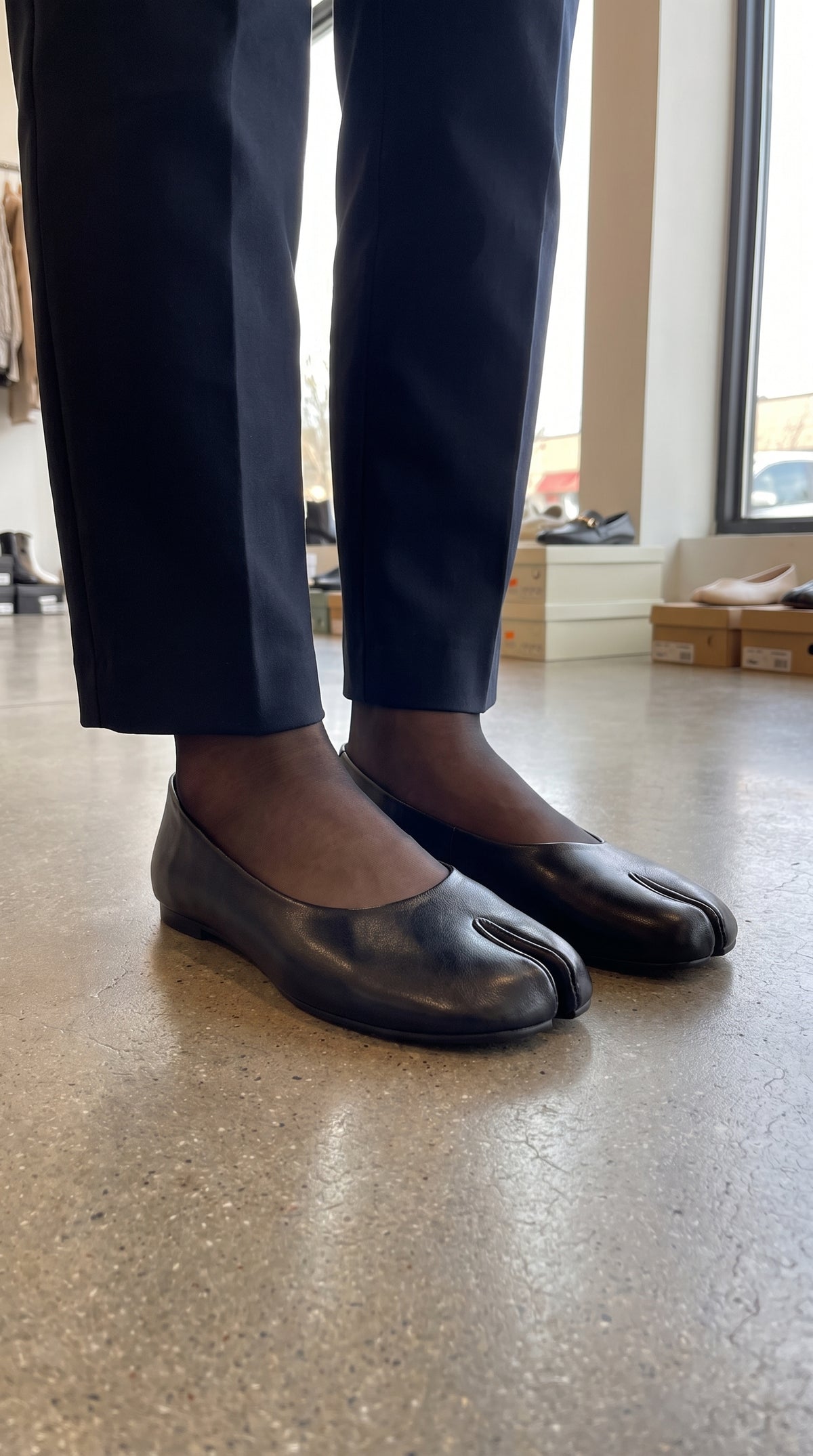Ballerines Tabi femme à bout fendu coloris noir