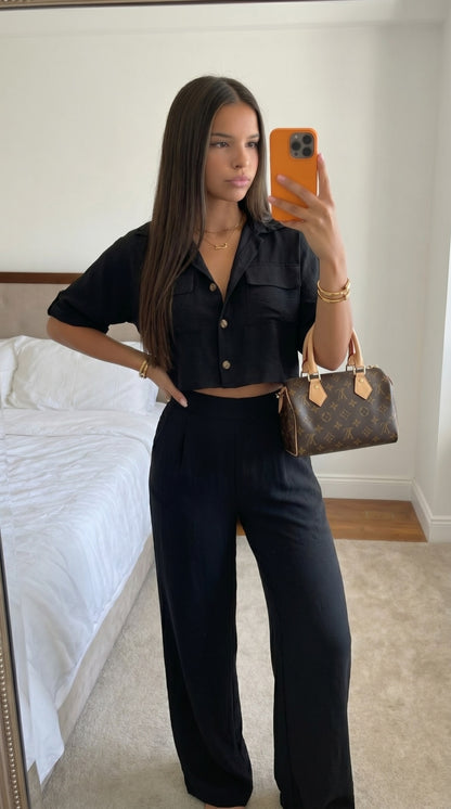Ensemble 2 pièces noir crop chemise femme profil