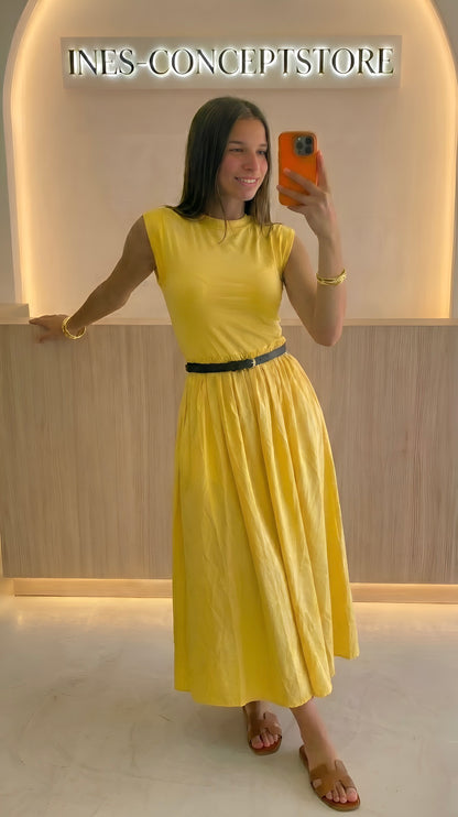 Robe Longue Cintrée Fluide Femme – Haut Ajusté & Jupe Ample