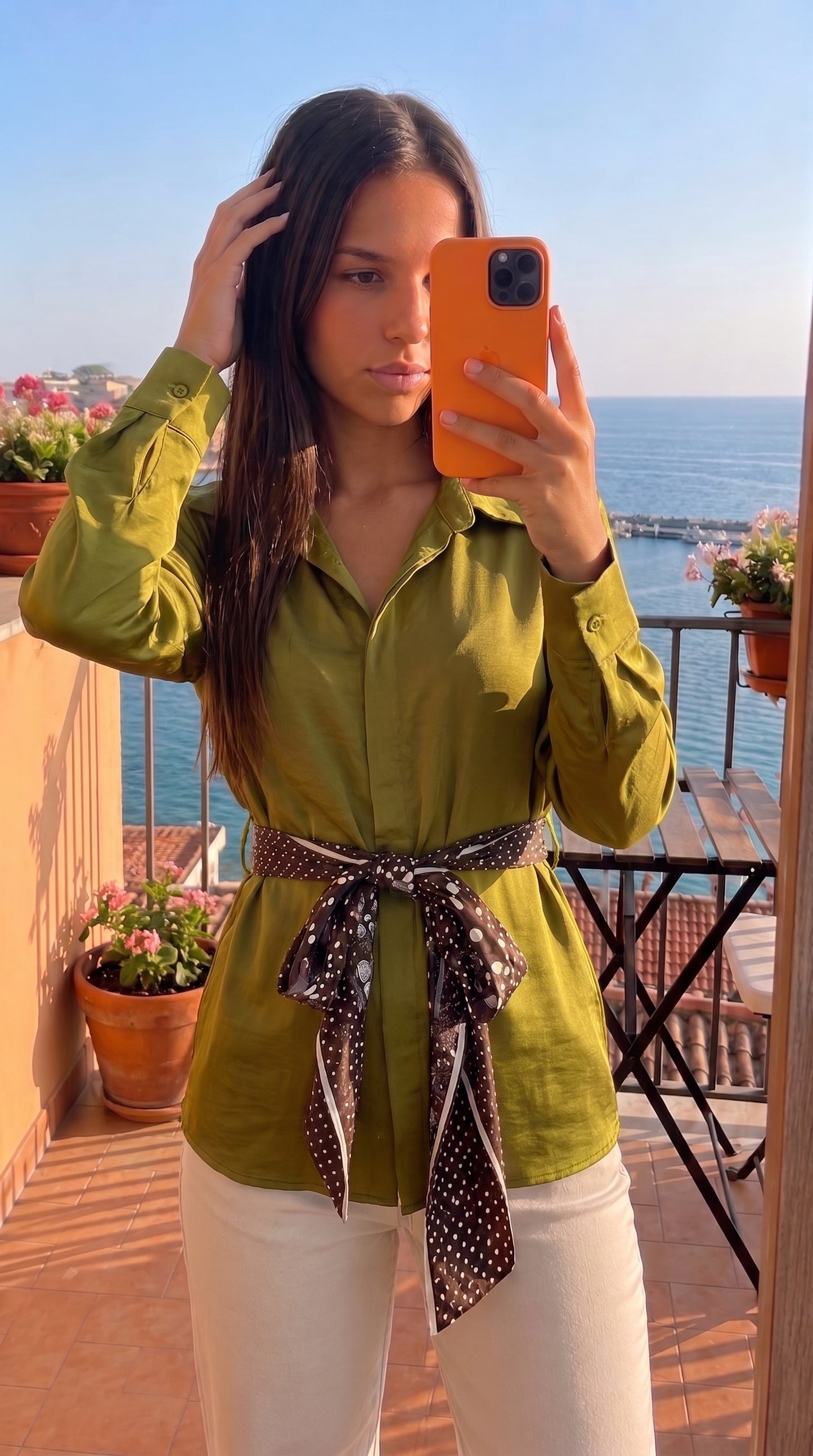 Chemise Satinée Ceinture Foulard