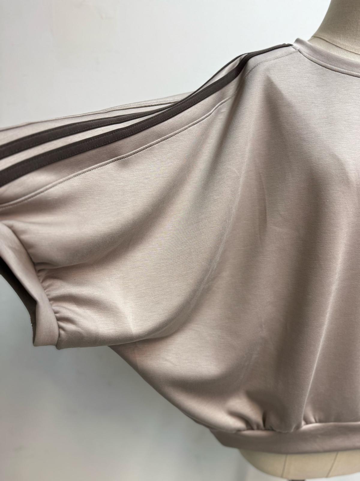 Haut jogging oversize femme, coloris porté au quotidien