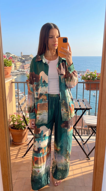 Ensemble chemise oversize et pantalon large imprimé femme, détail du tissu