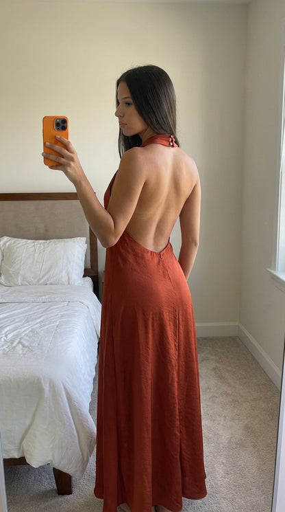 Robe Longue Dos Nu Satinée Kaki
