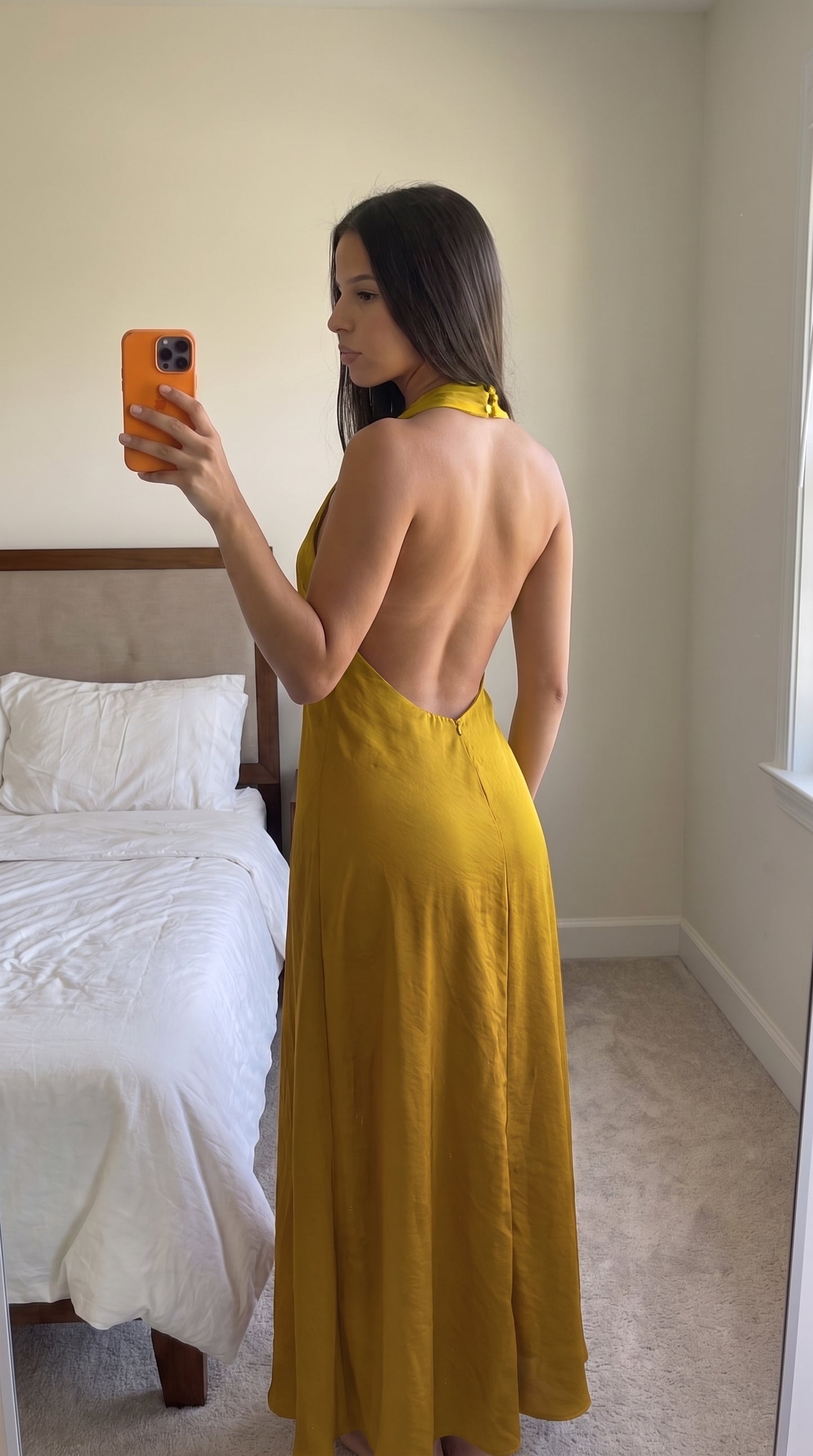 Robe Longue Dos Nu Satinée Kaki