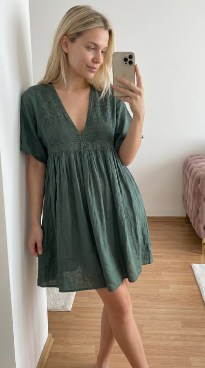 Robe Bohème Rouge en Voile de Coton et Dentelle